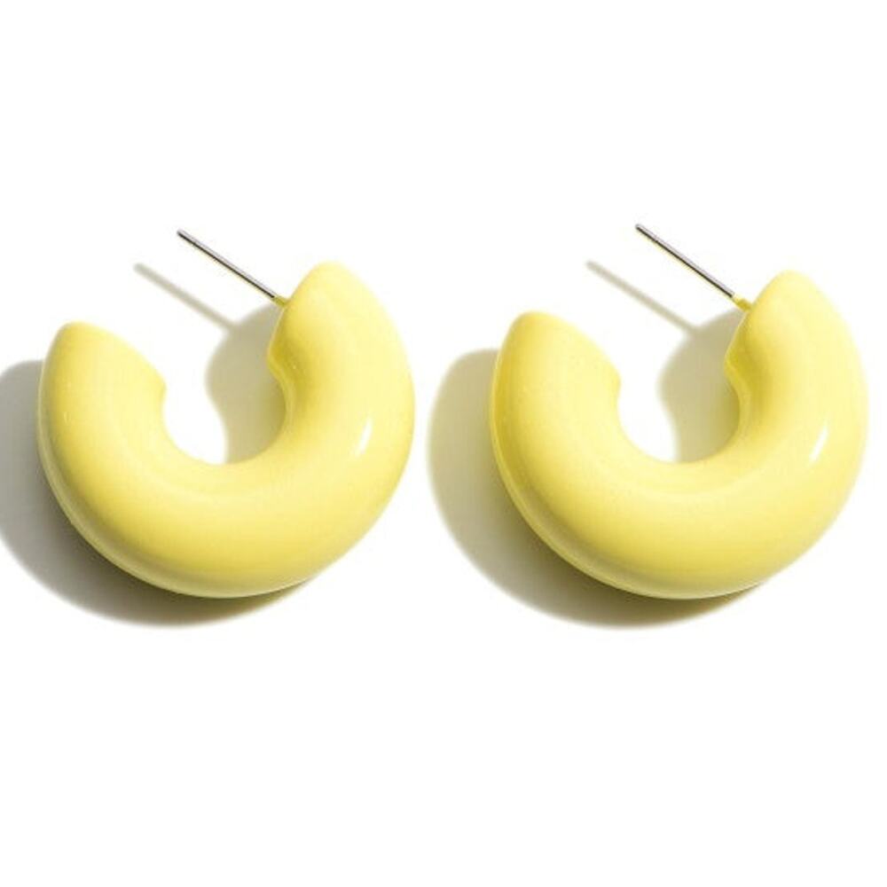 Thick Coated Hoop Earrings – Pastel Yellow